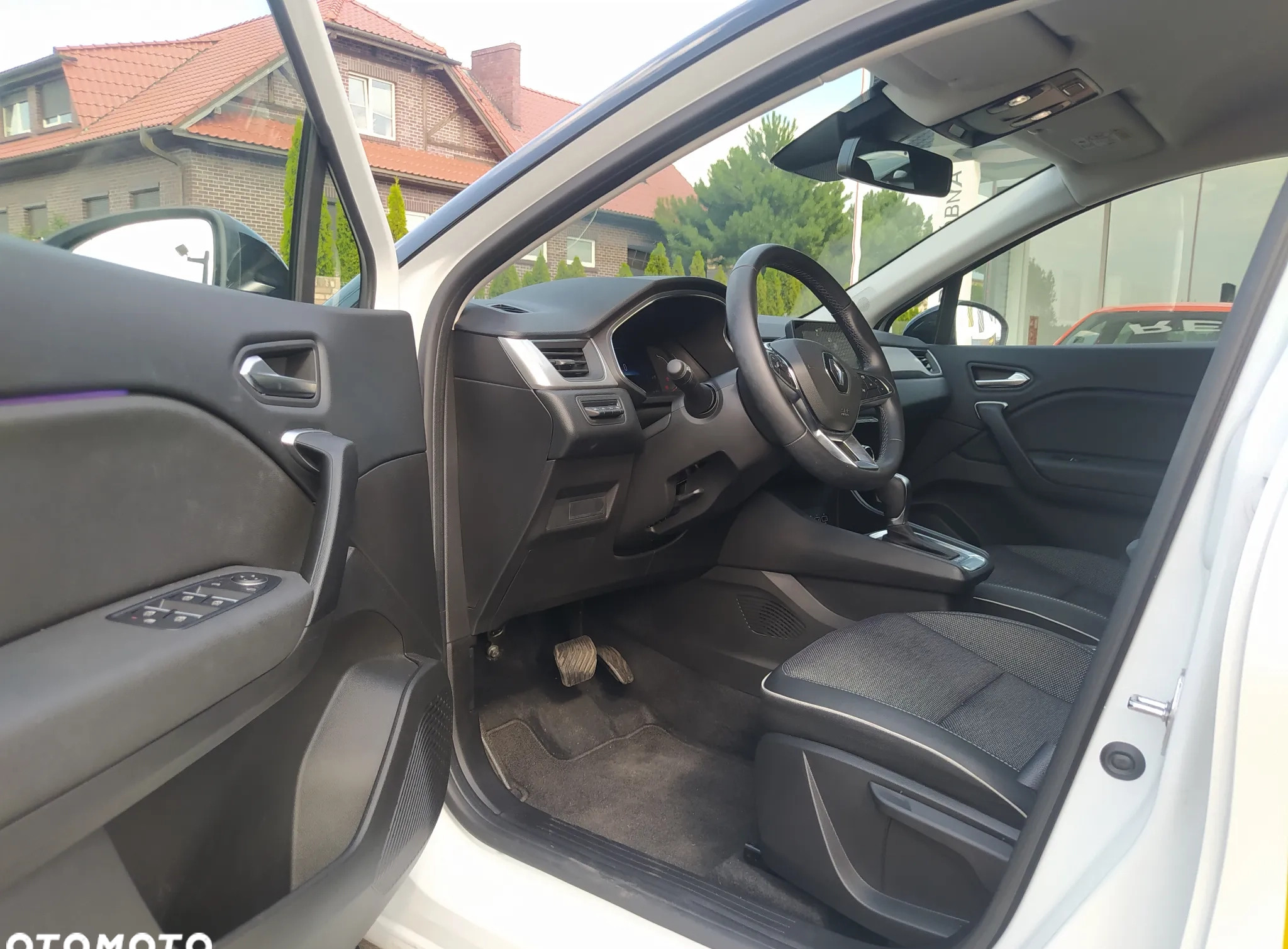 Renault Captur cena 108500 przebieg: 16058, rok produkcji 2022 z Białobrzegi małe 137